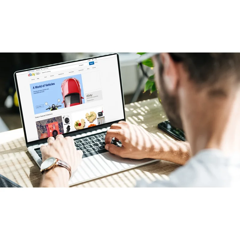 PlayStation 5 Standard Edition (CFI-2000)