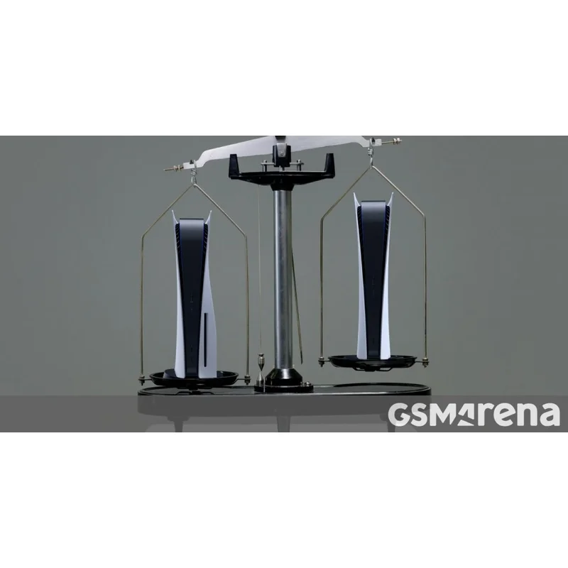 PlayStation 5 Standard Edition (CFI-2000) - Thumbnail 3